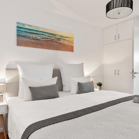 Horizont- direkt am Wasser, Hafenblick, Fahrstuhl, Sauna, ueberdachter Balkon Olpenitz Exterior foto