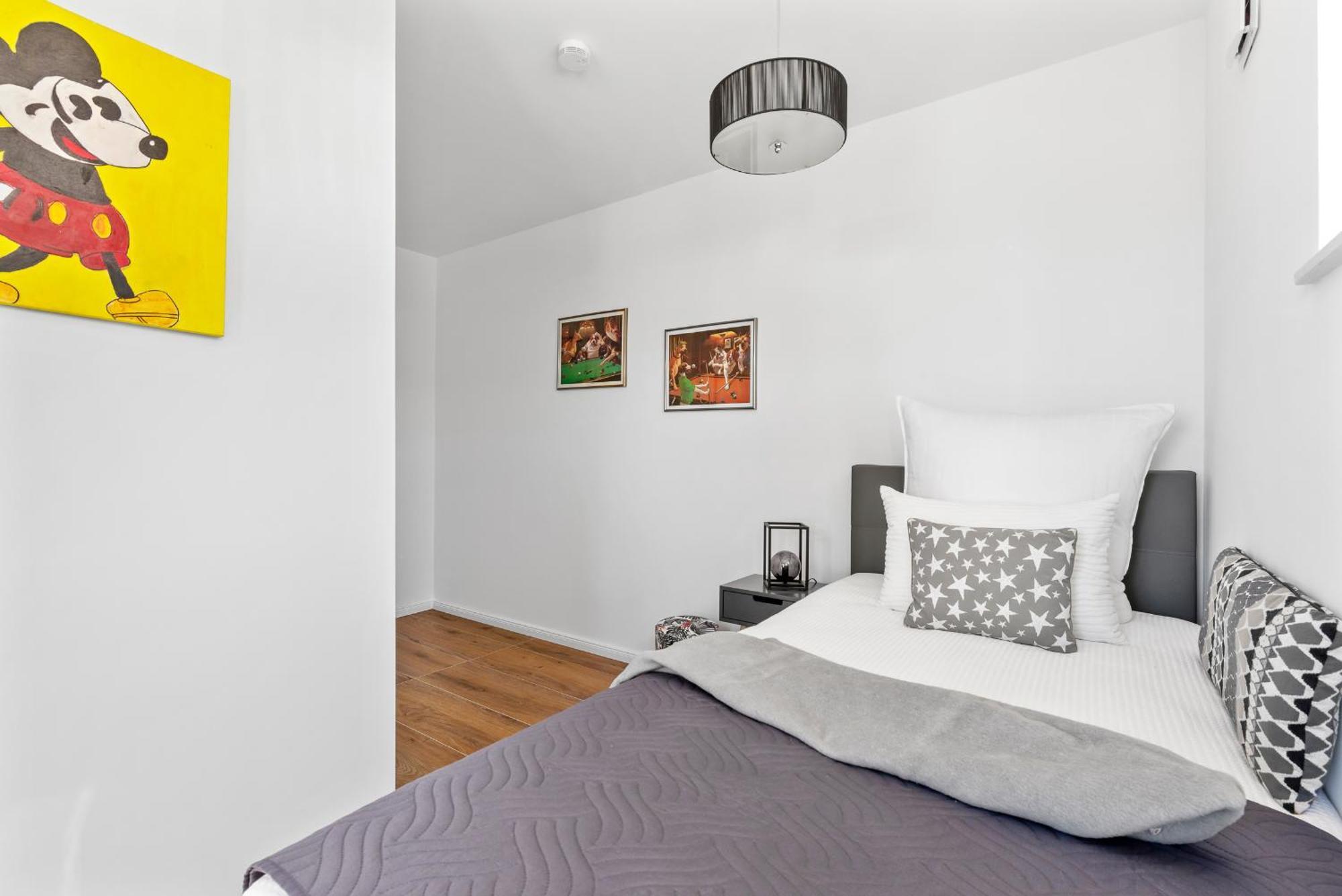 Horizont- direkt am Wasser, Hafenblick, Fahrstuhl, Sauna, ueberdachter Balkon Olpenitz Exterior foto